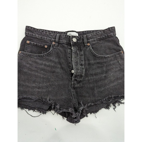 Zara Women’s SZ 10 Mid Rise Frayed Black Denim Shorts Boho Cotton Cut Off - Picture 1 of 8